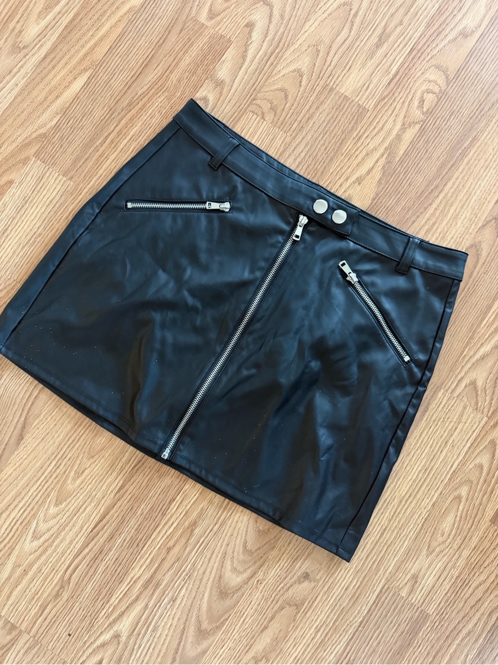 wild fable Black Faux Leather Zip-Front Mini Skirt